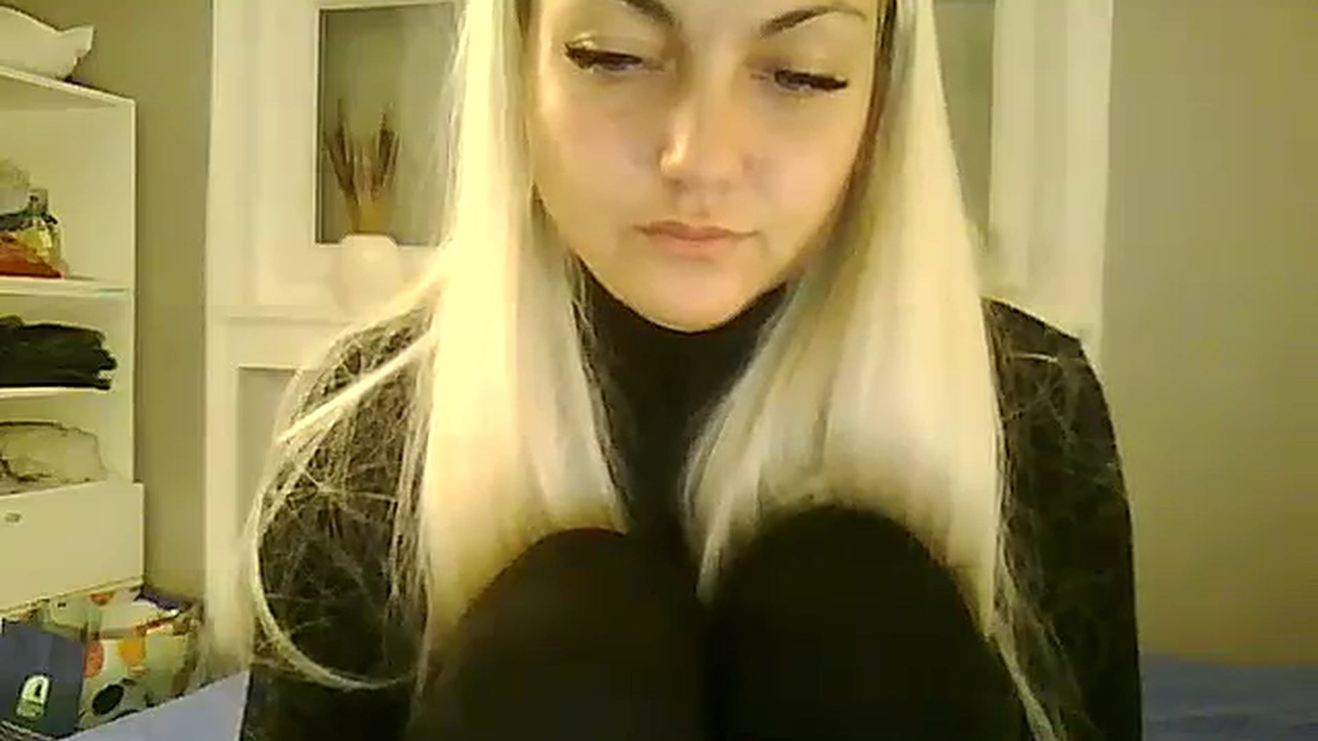 Gallery image thumbnail from AlissaMay's myfreecams stream on, 11/04/2023, 18:09 image 15 of 20