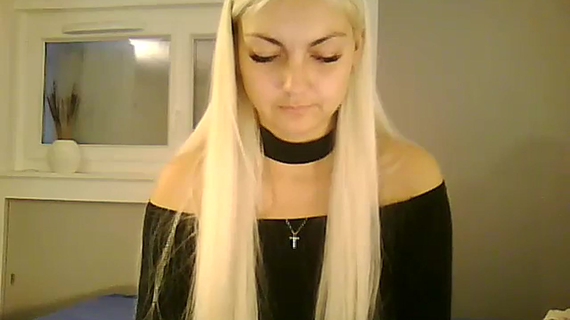 Gallery image thumbnail from AlissaMay's myfreecams stream on, 11/07/2023, 16:02 image 11 of 20