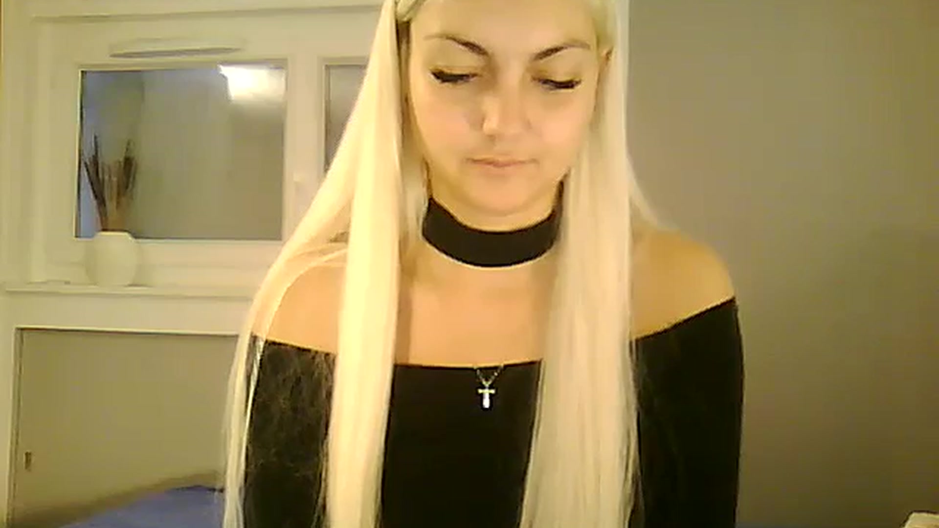 Gallery image thumbnail from AlissaMay's myfreecams stream on, 11/07/2023, 16:02 image 5 of 20