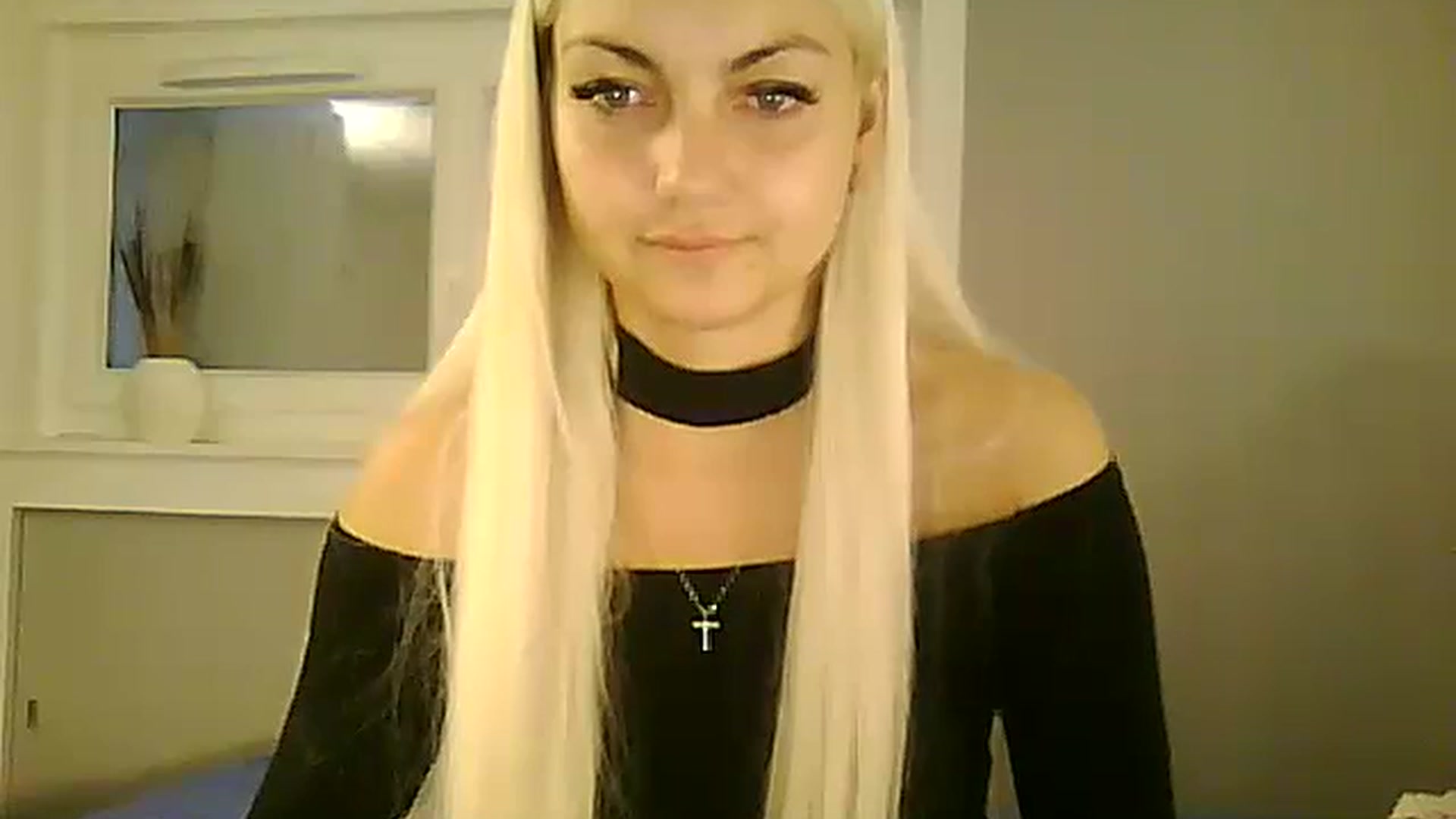 Gallery image thumbnail from AlissaMay's myfreecams stream on, 11/07/2023, 16:02 image 13 of 20