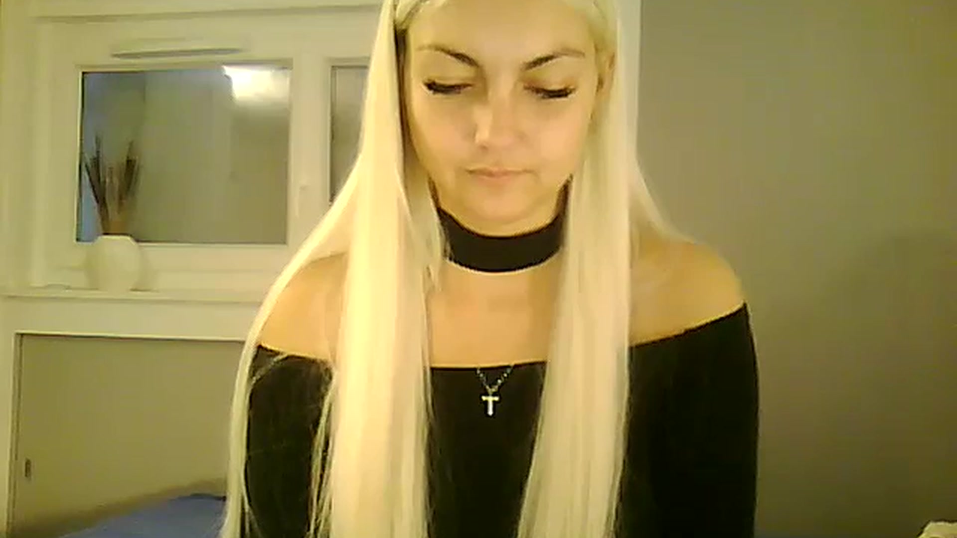 Gallery image thumbnail from AlissaMay's myfreecams stream on, 11/07/2023, 16:02 image 8 of 20