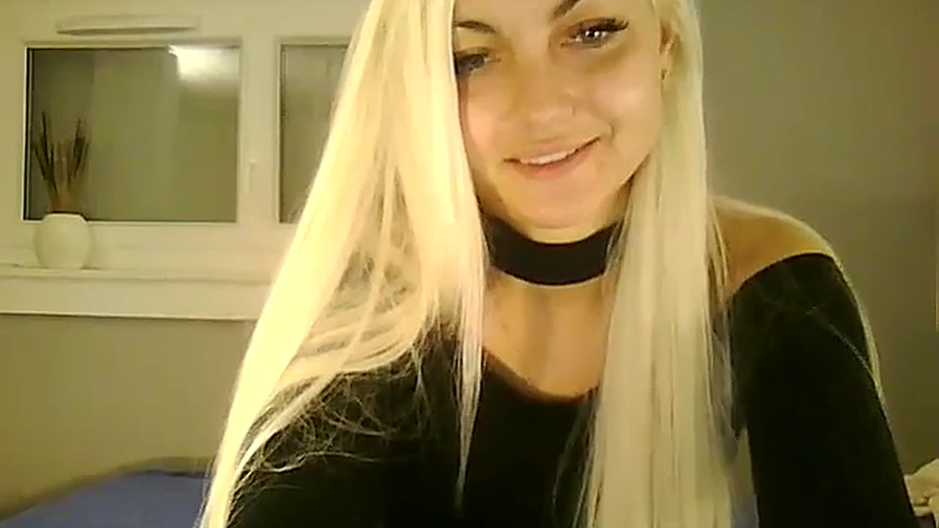 Gallery image thumbnail from AlissaMay's myfreecams stream on, 11/07/2023, 16:53 image 20 of 20