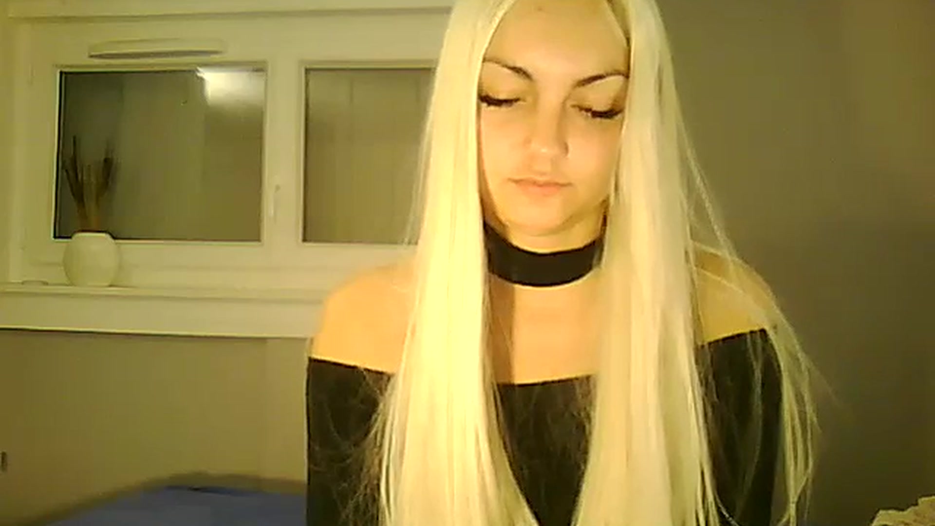 Gallery image thumbnail from AlissaMay's myfreecams stream on, 11/07/2023, 17:44 image 12 of 20