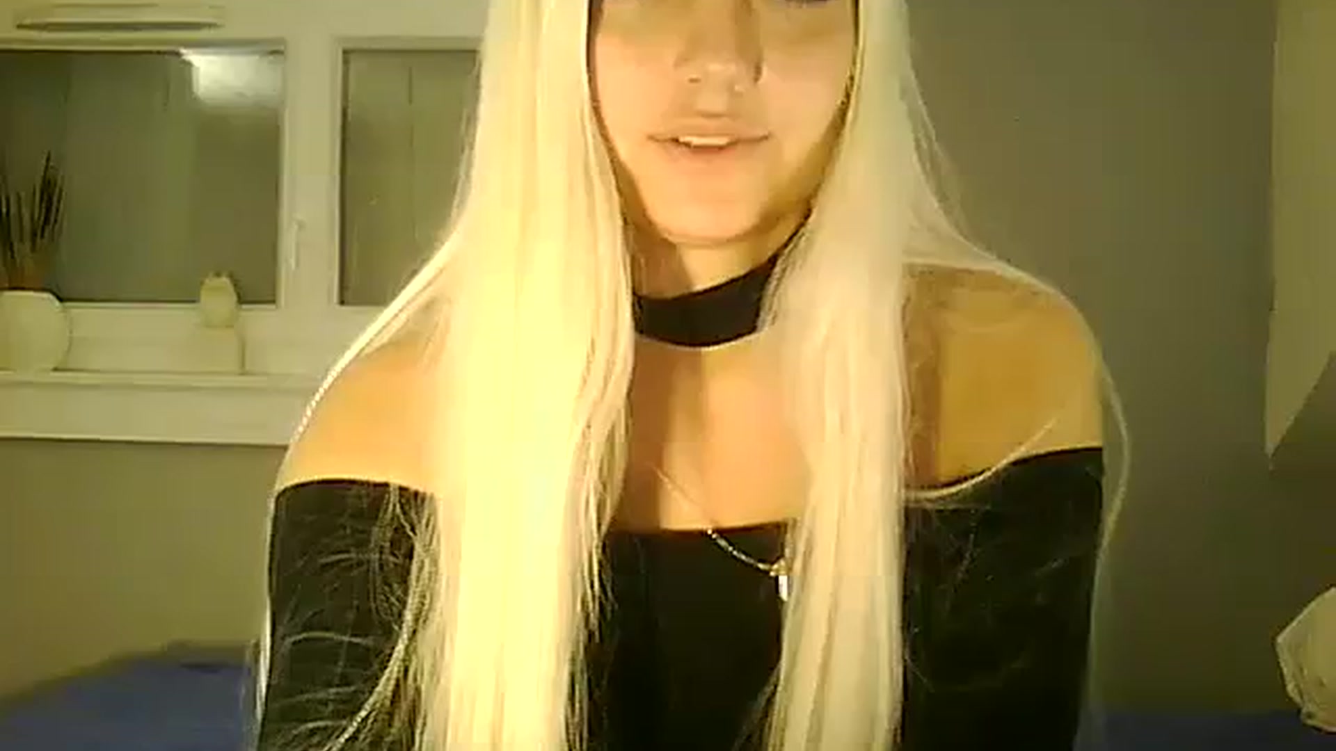 Gallery image thumbnail from AlissaMay's myfreecams stream on, 11/08/2023, 16:55 image 1 of 20