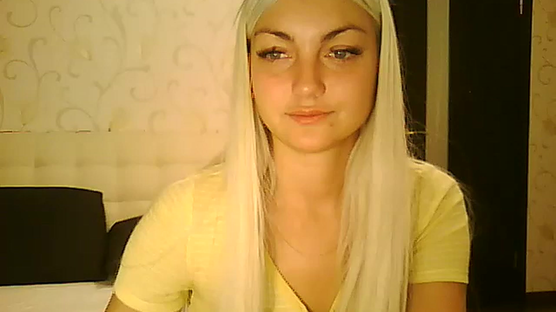 Gallery image thumbnail from AlissaMay's myfreecams stream on, 11/11/2023, 17:43 image 1 of 20