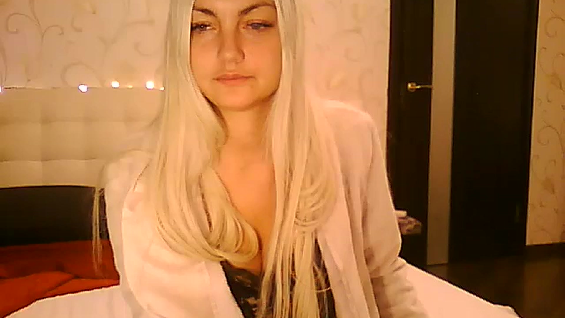 Gallery image thumbnail from AlissaMay's myfreecams stream on, 11/14/2023, 11:45 image 7 of 20