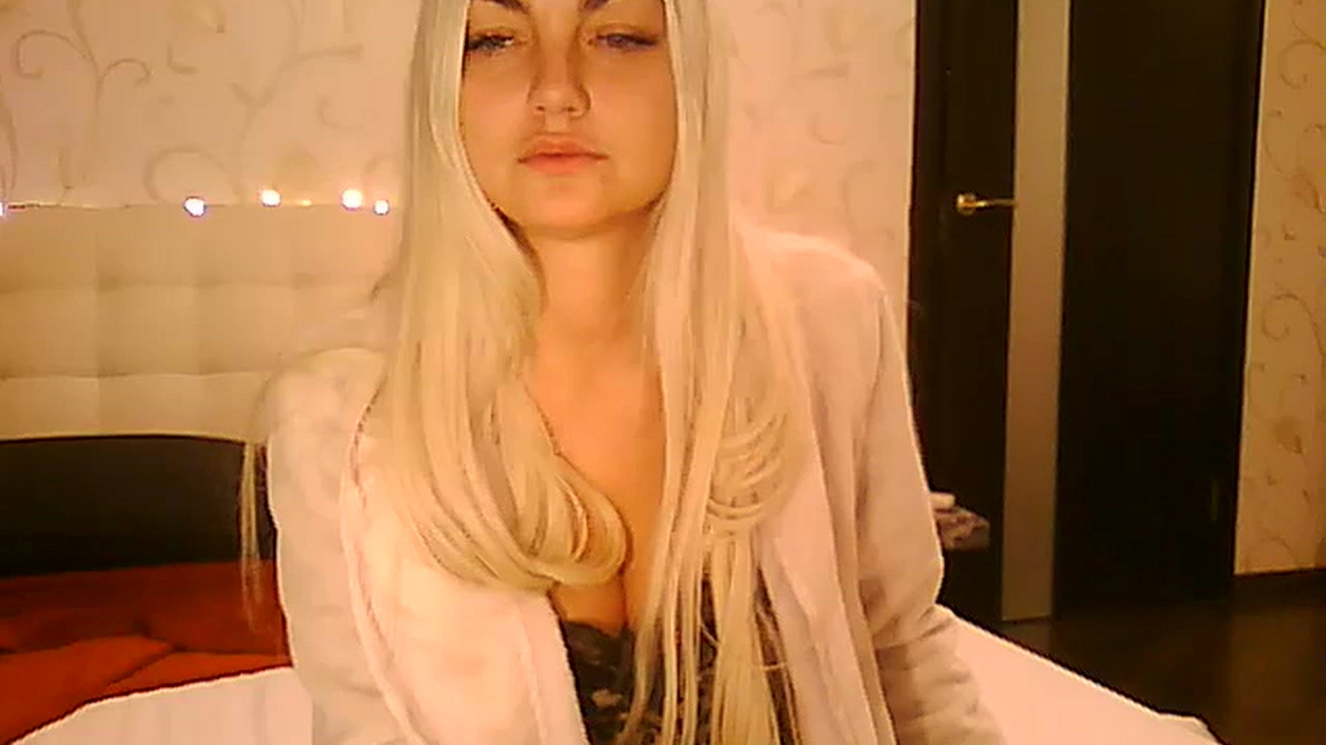 Gallery image thumbnail from AlissaMay's myfreecams stream on, 11/14/2023, 11:45 image 6 of 20