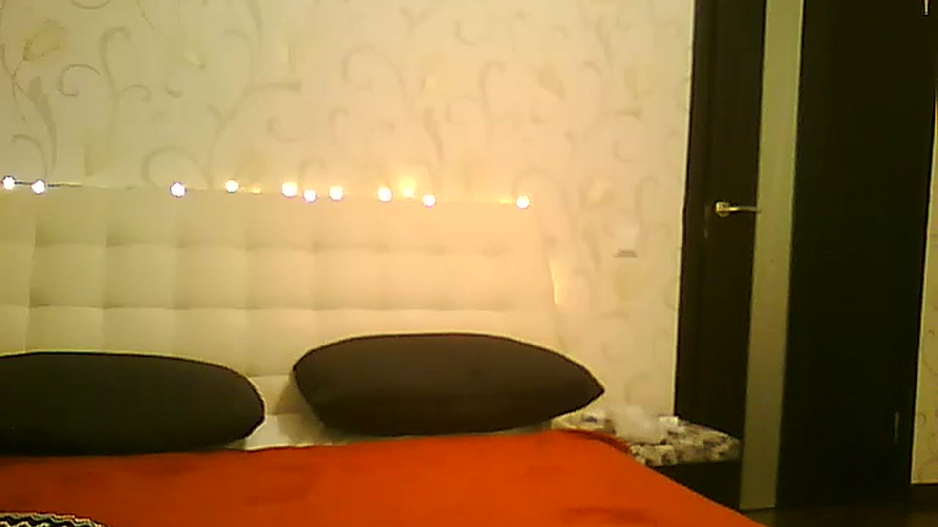 Gallery image thumbnail from AlissaMay's myfreecams stream on, 11/15/2023, 08:31 image 11 of 20