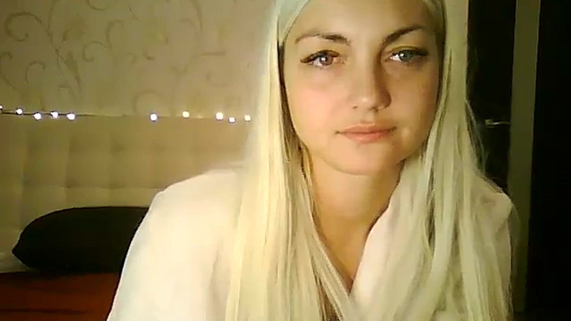 Gallery image thumbnail from AlissaMay's myfreecams stream on, 11/15/2023, 13:52 image 11 of 20