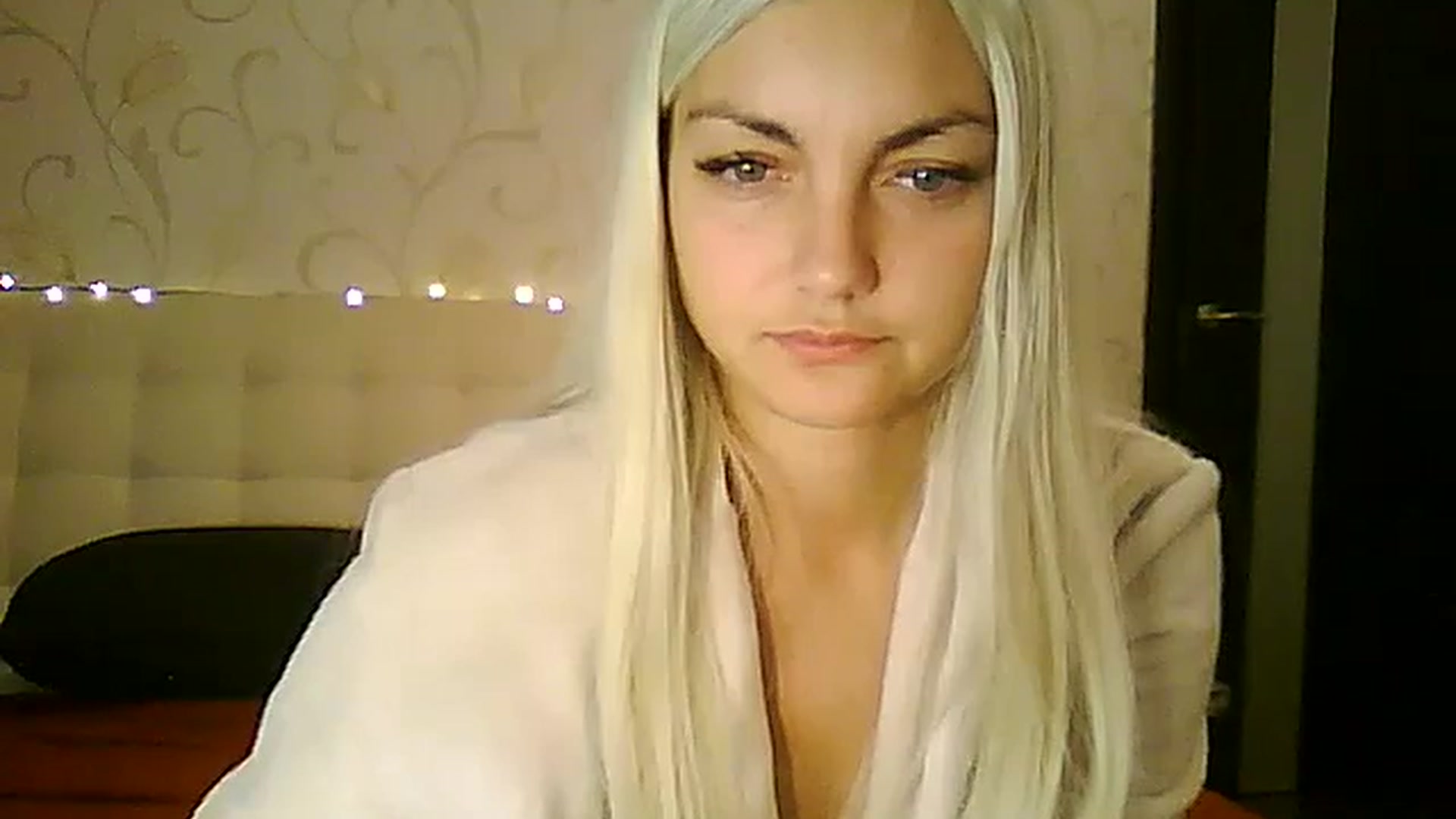 Gallery image thumbnail from AlissaMay's myfreecams stream on, 11/15/2023, 13:52 image 18 of 20