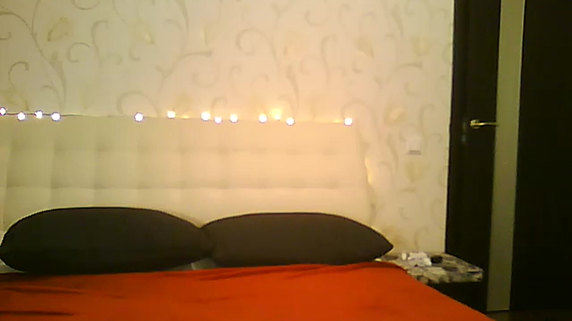Gallery image thumbnail from AlissaMay's myfreecams stream on, 11/15/2023, 13:52 image 16 of 20