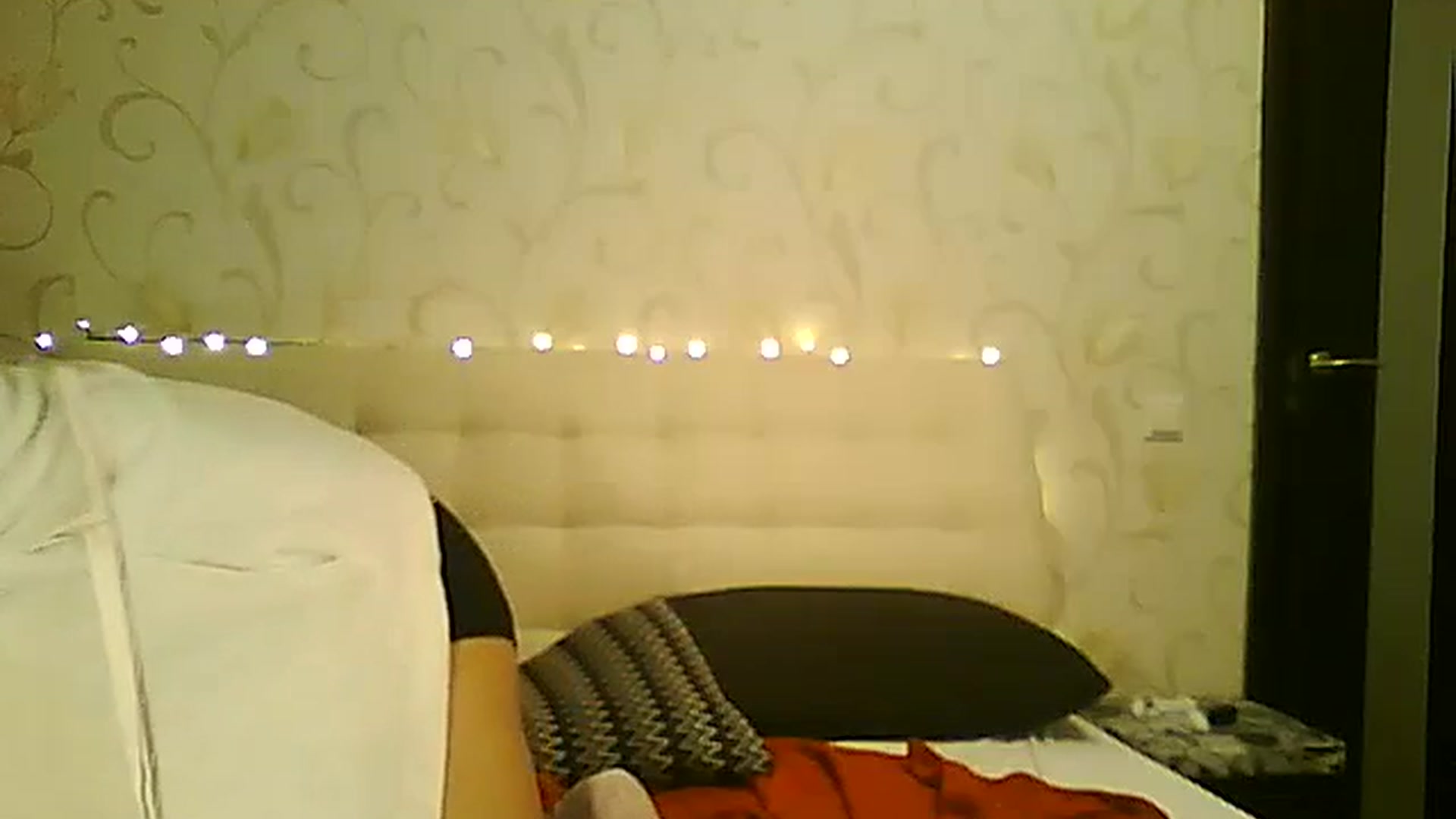 Gallery image thumbnail from AlissaMay's myfreecams stream on, 11/15/2023, 15:08 image 13 of 20