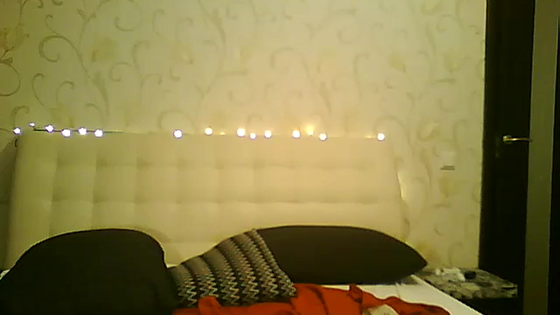 Gallery image thumbnail from AlissaMay's myfreecams stream on, 11/15/2023, 15:08 image 11 of 20