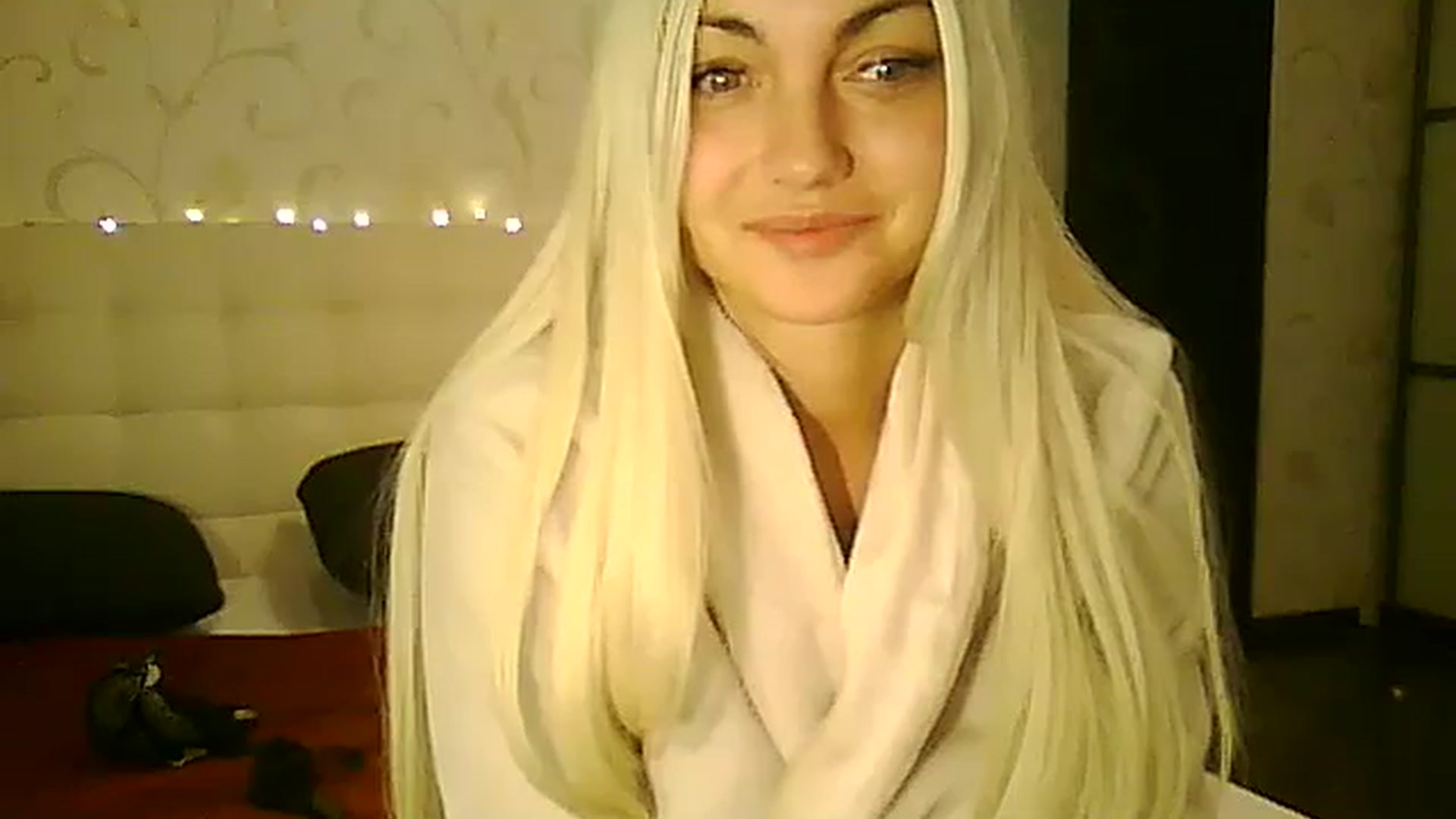 Gallery image thumbnail from AlissaMay's myfreecams stream on, 11/17/2023, 14:58 image 3 of 20