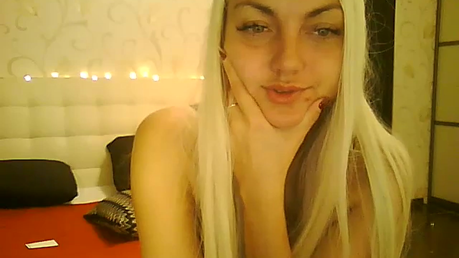 Gallery image thumbnail from AlissaMay's myfreecams stream on, 11/18/2023, 18:00 image 5 of 20