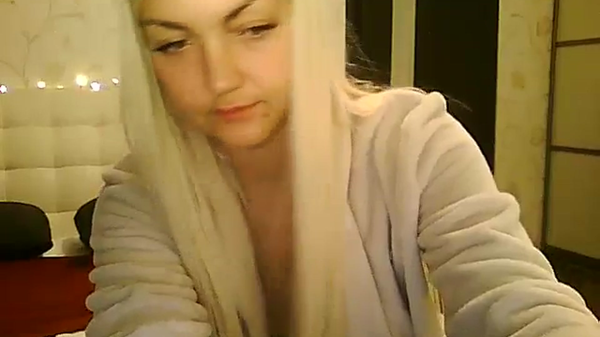 Gallery image thumbnail from AlissaMay's myfreecams stream on, 11/20/2023, 10:20 image 11 of 20