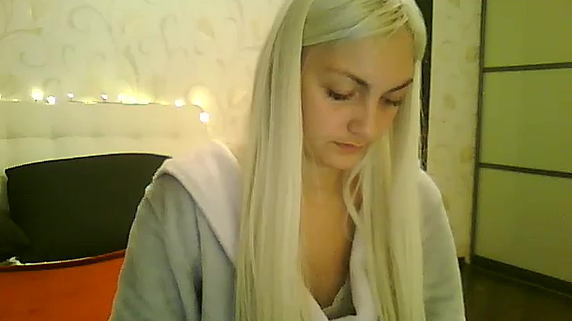 Gallery image thumbnail from AlissaMay's myfreecams stream on, 11/21/2023, 13:40 image 17 of 20