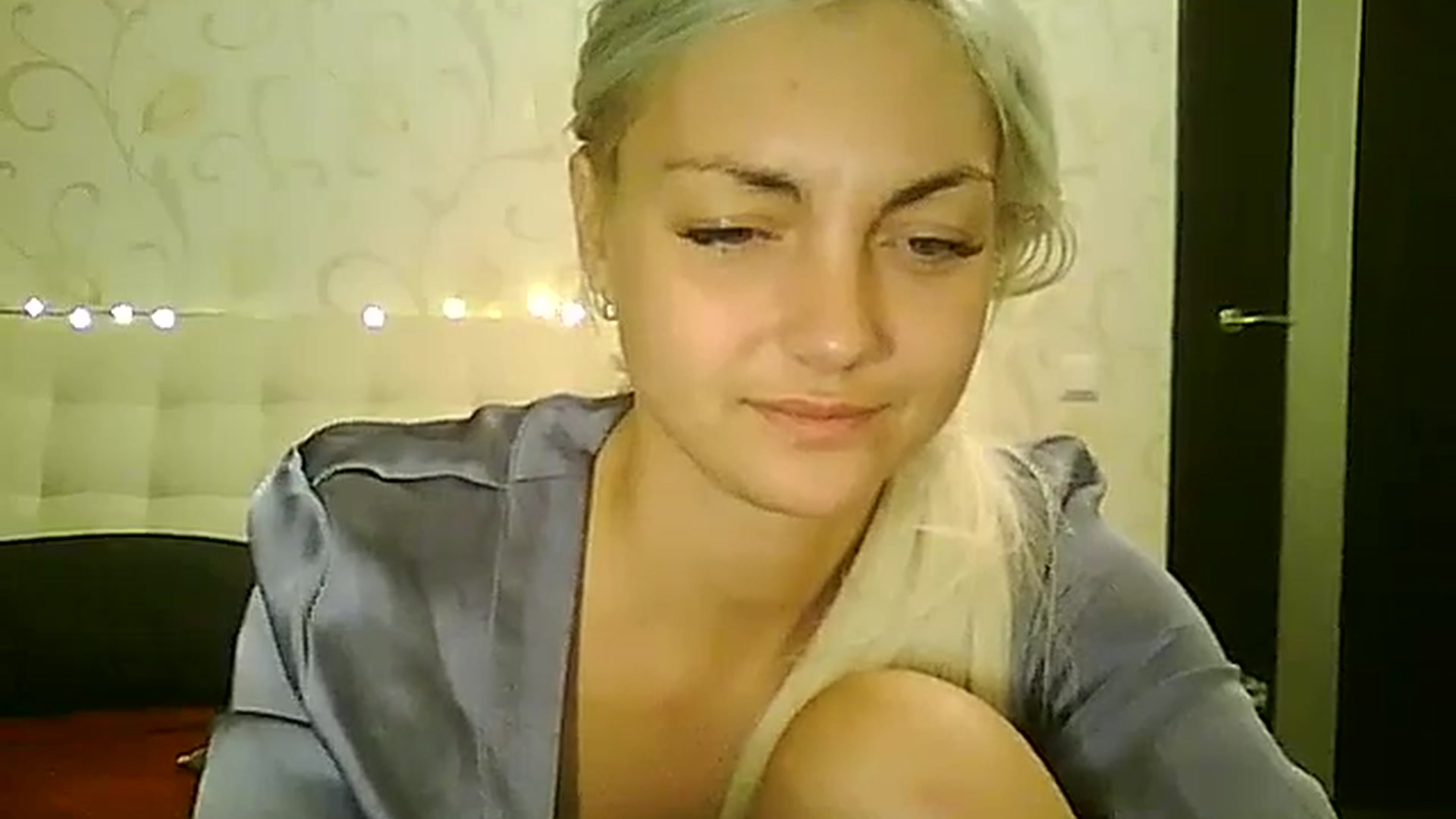Gallery image thumbnail from AlissaMay's myfreecams stream on, 11/26/2023, 17:26 image 15 of 20