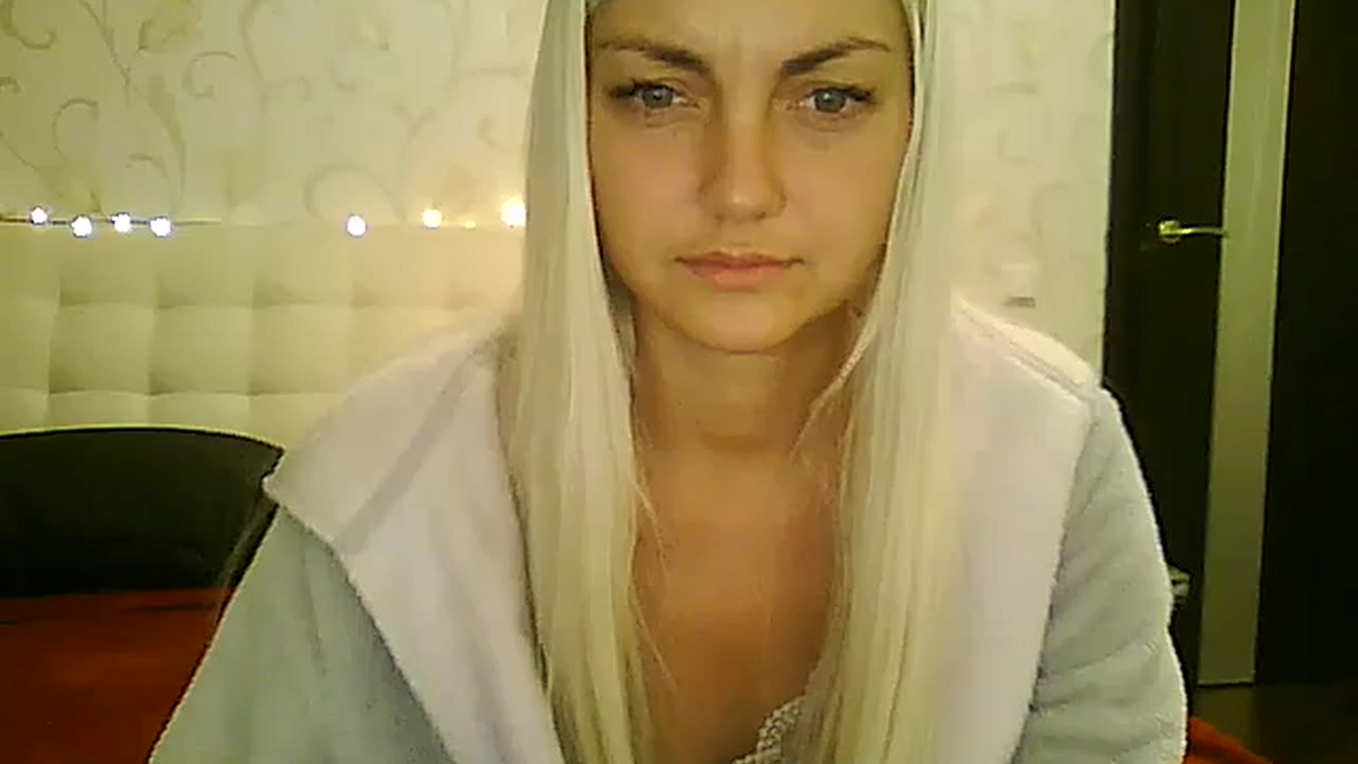 Gallery image thumbnail from AlissaMay's myfreecams stream on, 11/26/2023, 20:04 image 7 of 20