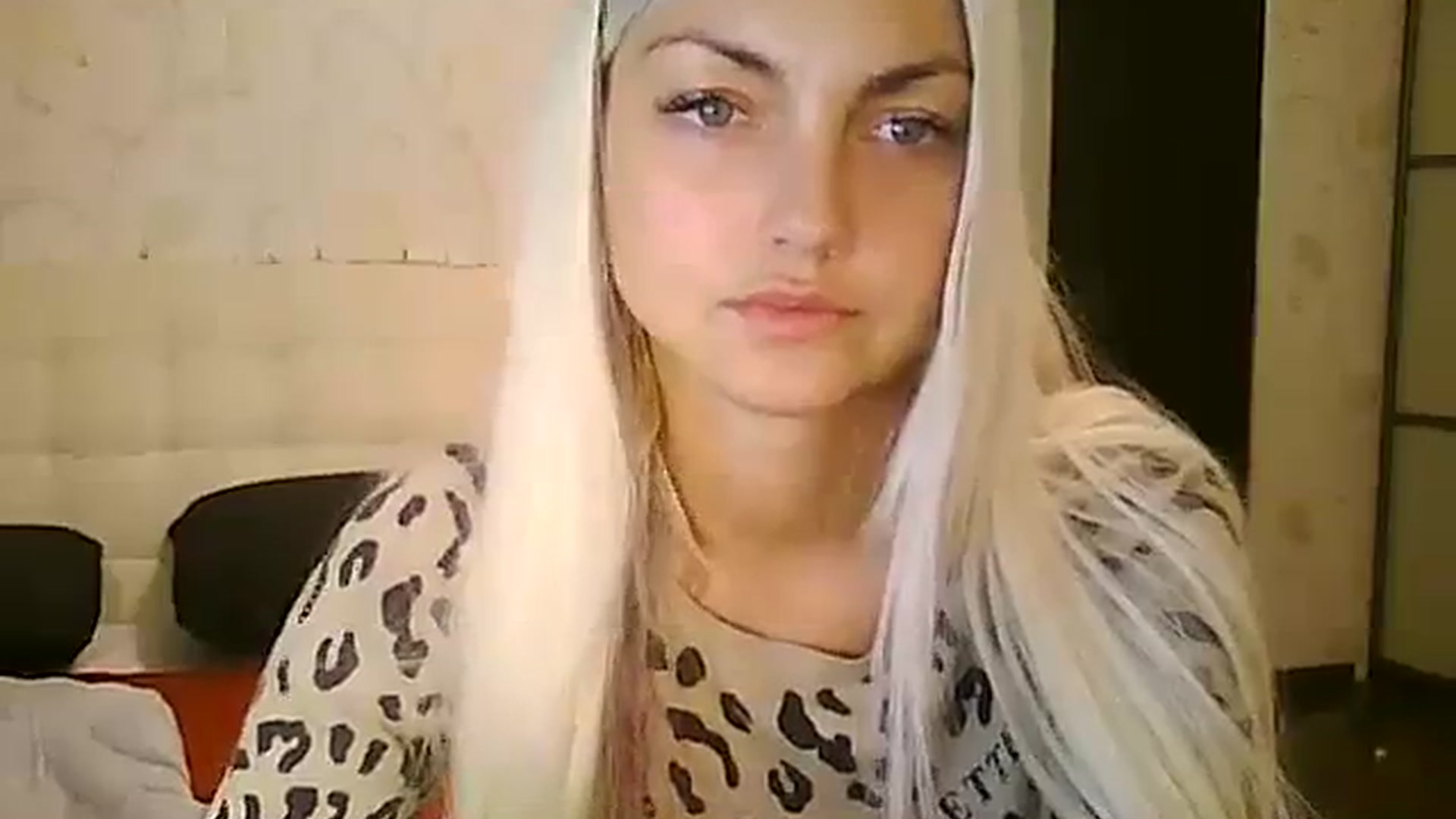 Gallery image thumbnail from AlissaMay's myfreecams stream on, 11/27/2023, 18:54 image 19 of 20