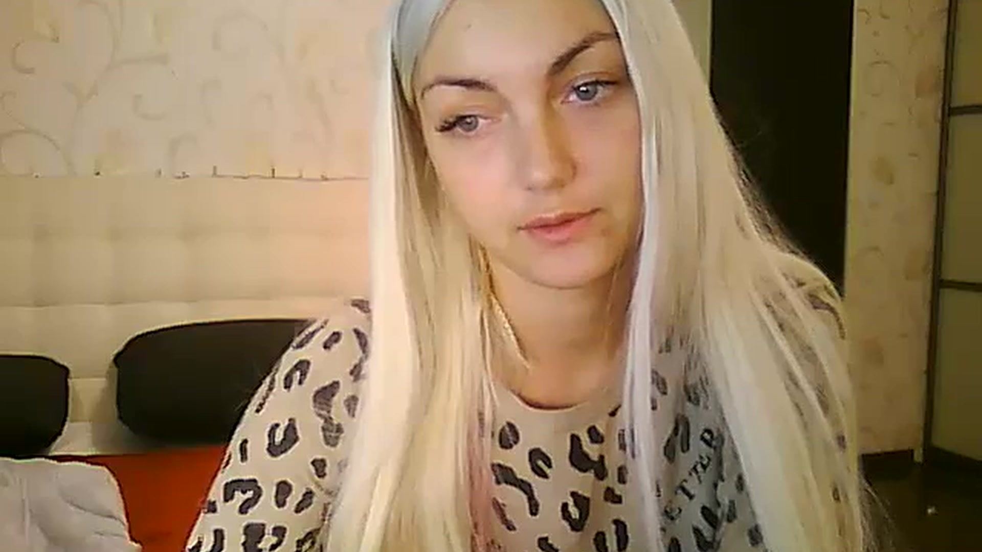 Gallery image thumbnail from AlissaMay's myfreecams stream on, 11/27/2023, 18:54 image 16 of 20