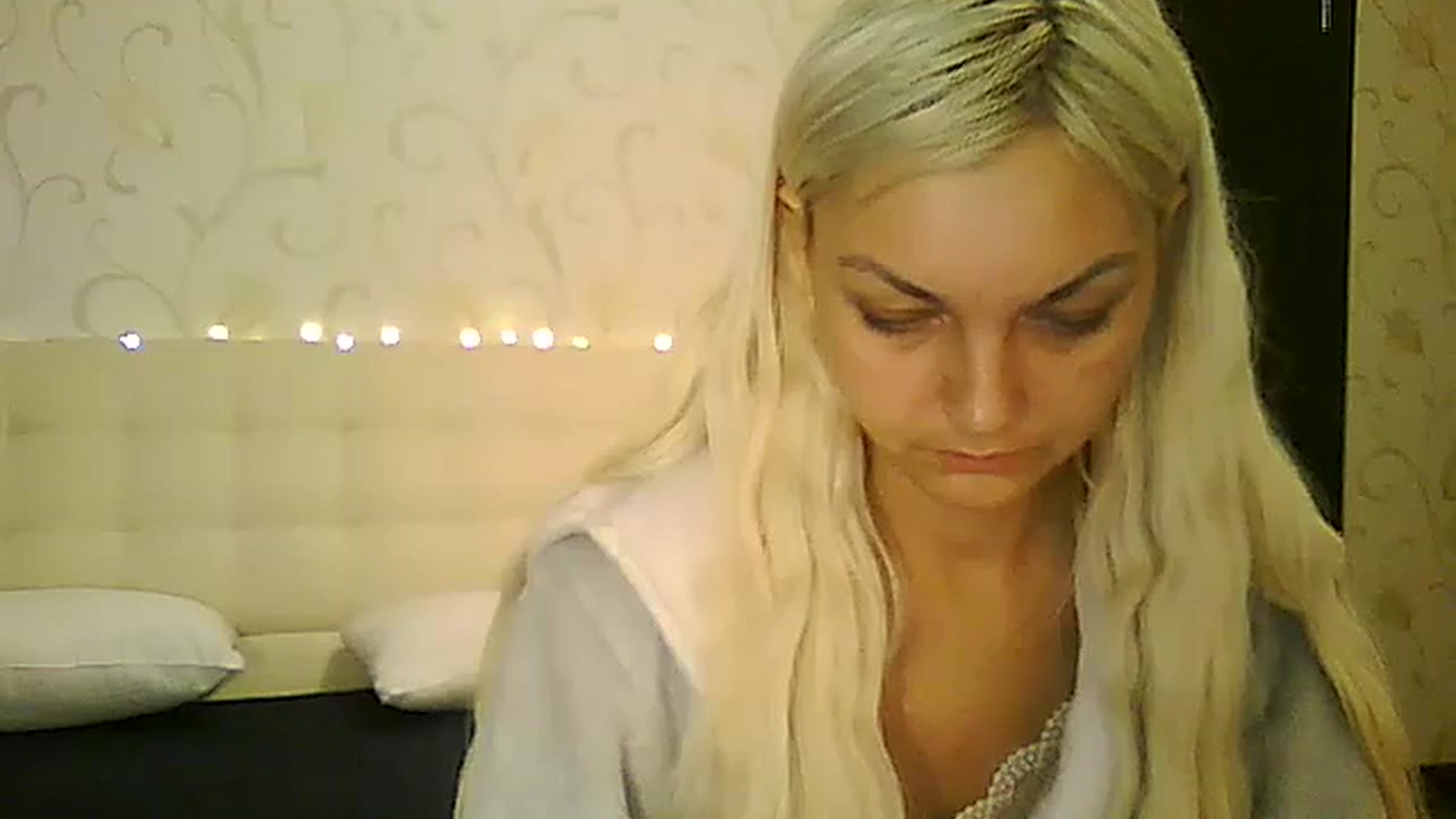 Gallery image thumbnail from AlissaMay's myfreecams stream on, 12/05/2023, 11:21 image 20 of 20