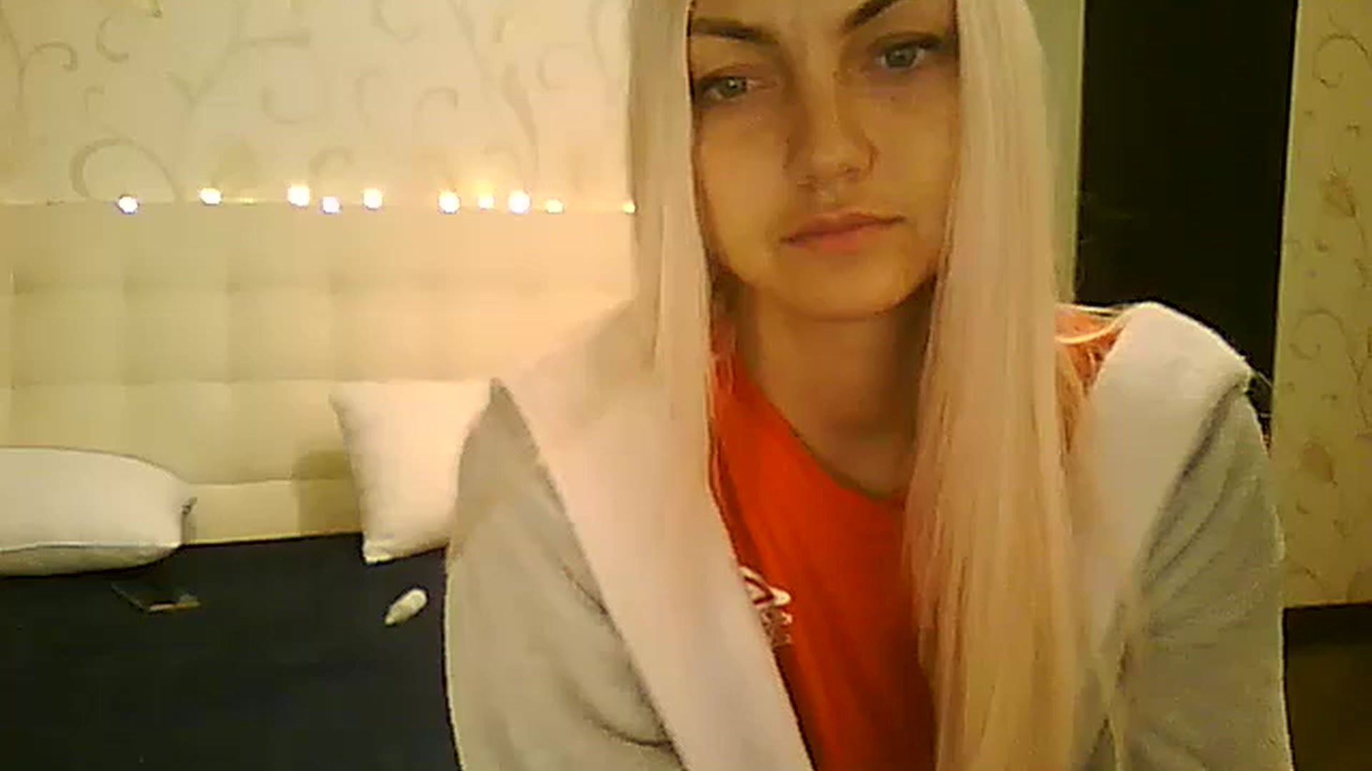 Gallery image thumbnail from AlissaMay's myfreecams stream on, 12/06/2023, 15:18 image 10 of 20