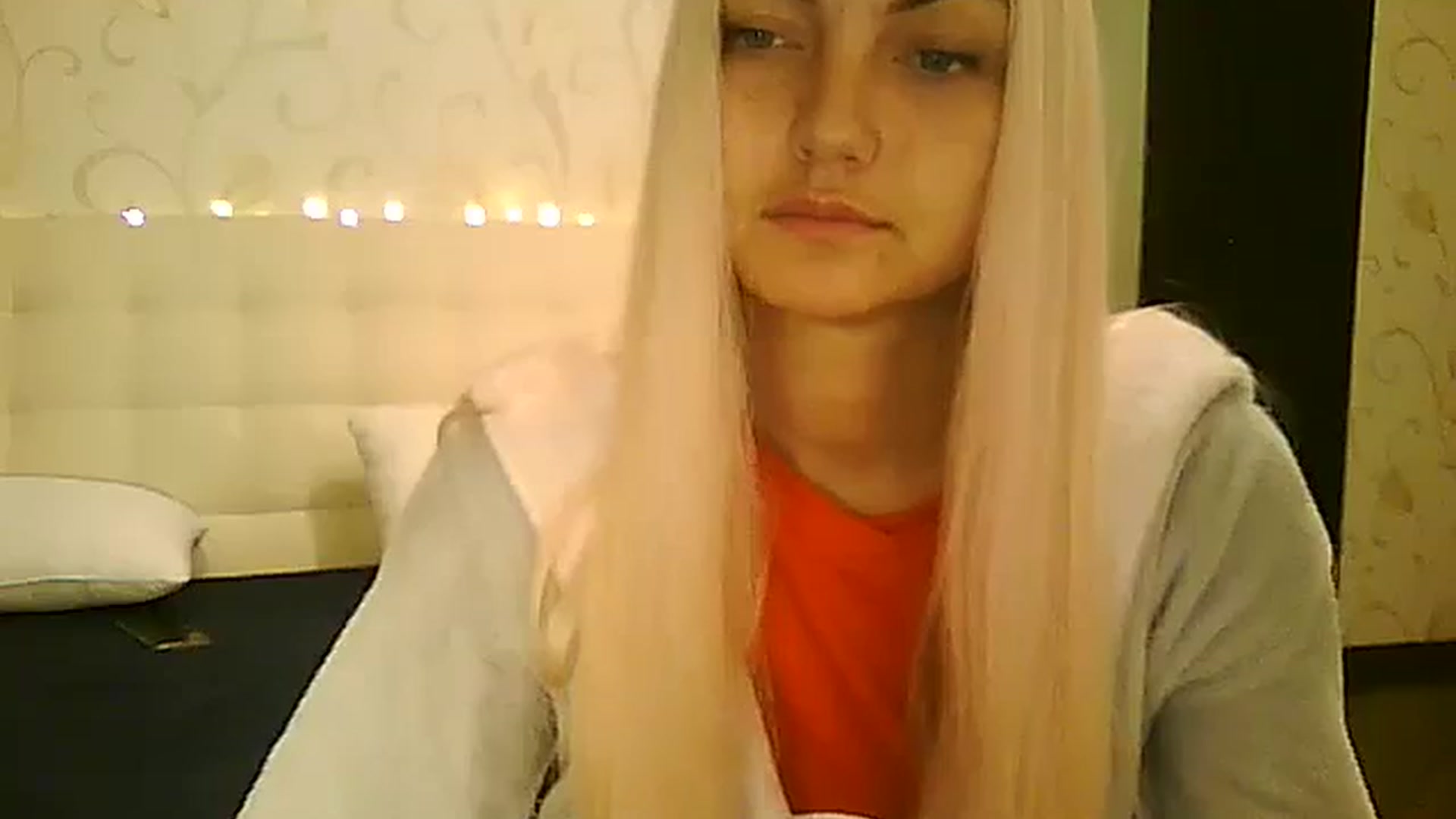 Gallery image thumbnail from AlissaMay's myfreecams stream on, 12/06/2023, 15:18 image 2 of 20