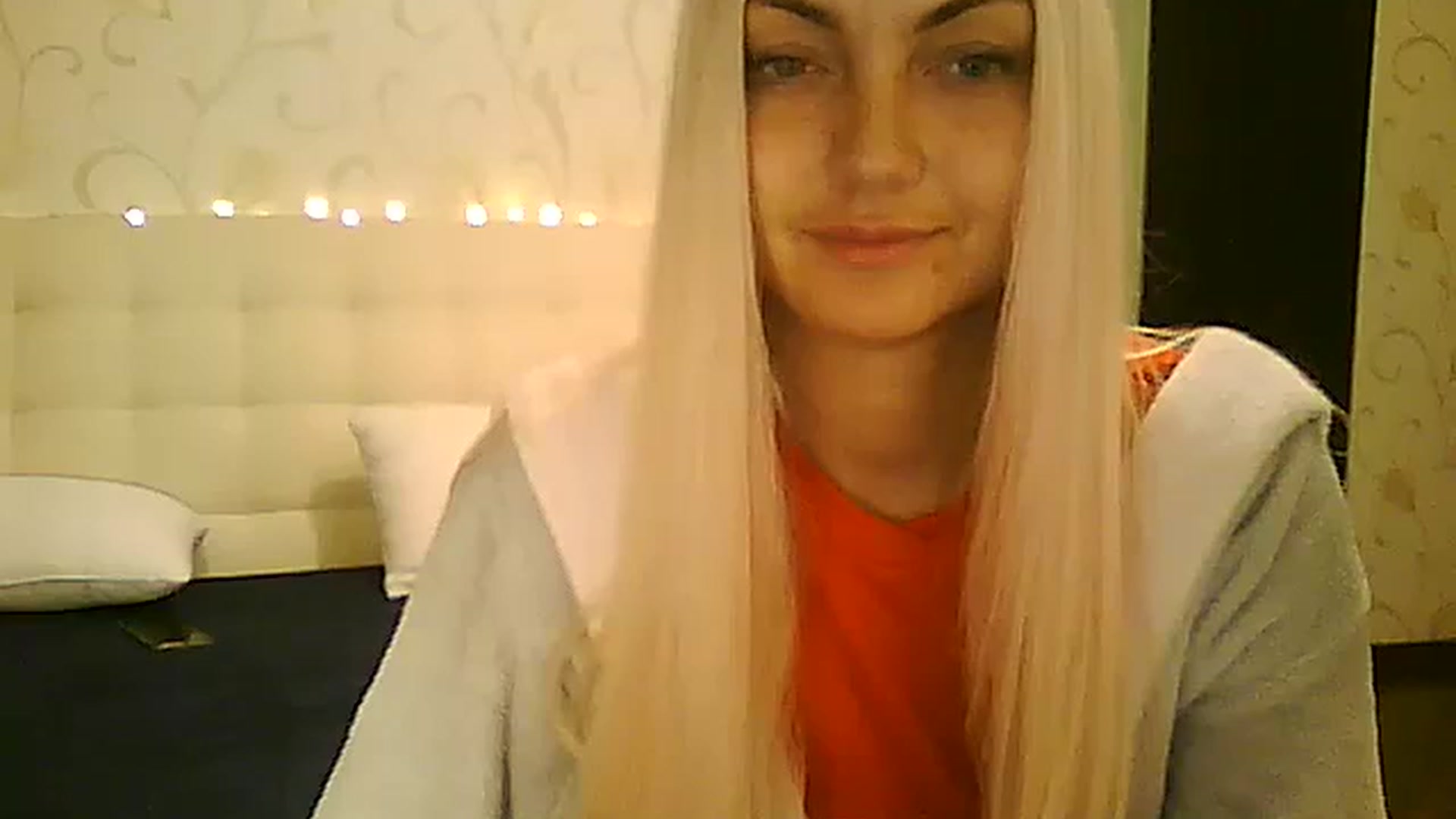 Gallery image thumbnail from AlissaMay's myfreecams stream on, 12/06/2023, 15:18 image 7 of 20