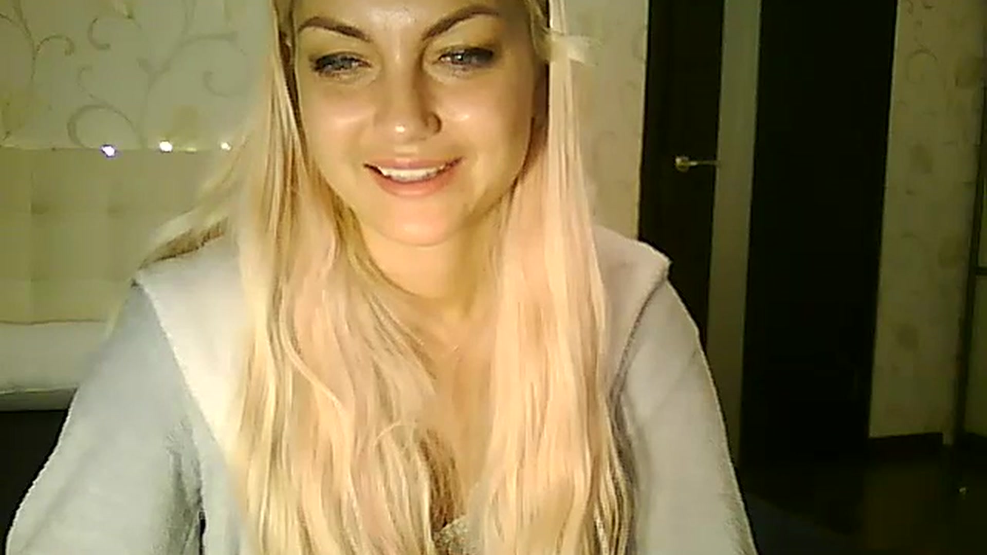 Gallery image thumbnail from AlissaMay's myfreecams stream on, 12/10/2023, 14:22 image 20 of 20
