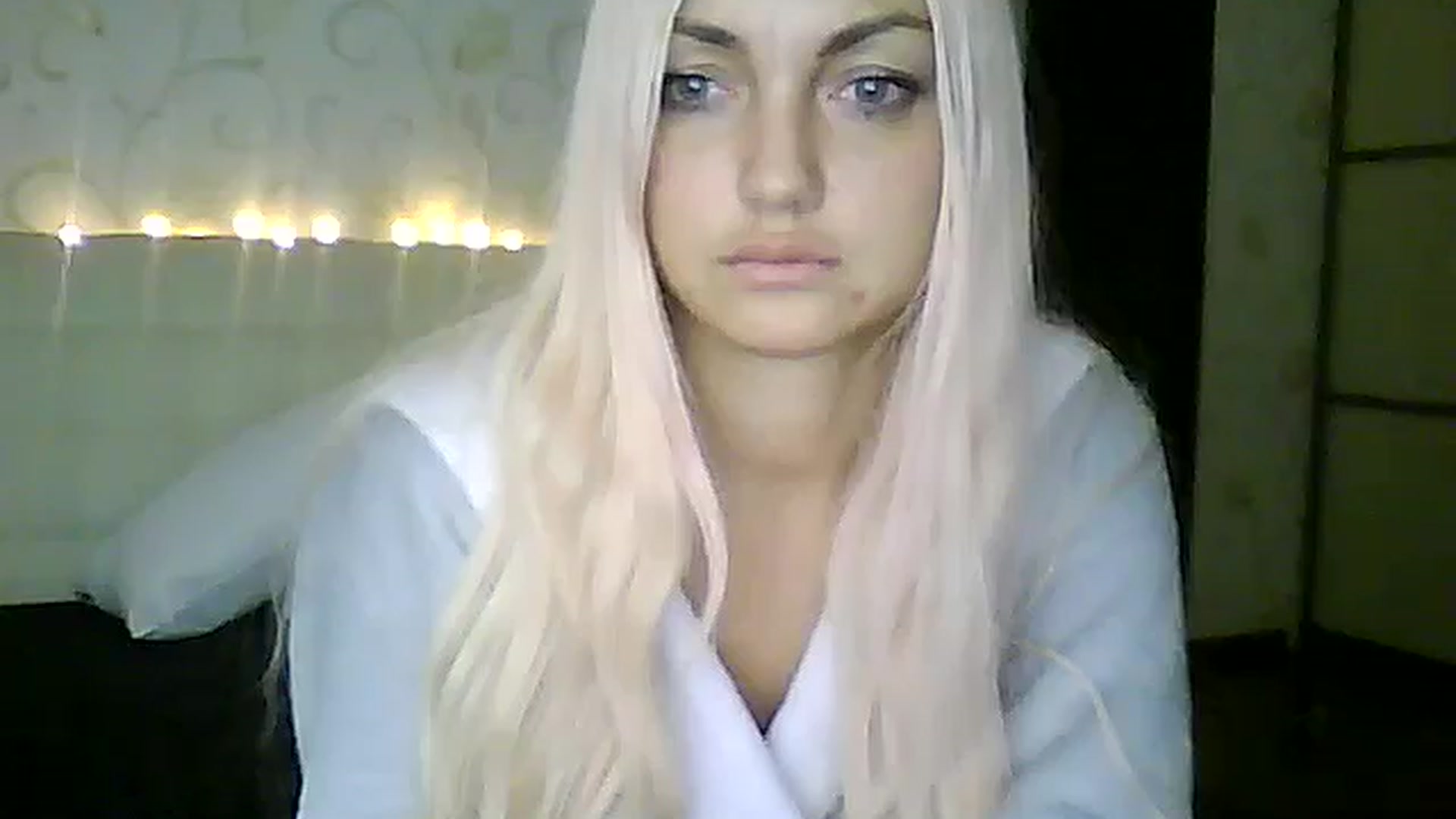 Gallery image thumbnail from AlissaMay's myfreecams stream on, 12/18/2023, 12:45 image 2 of 20