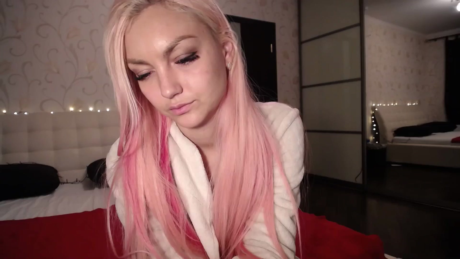 Gallery image thumbnail from AlissaMay's myfreecams stream on, 03/08/2024, 02:43 image 7 of 20