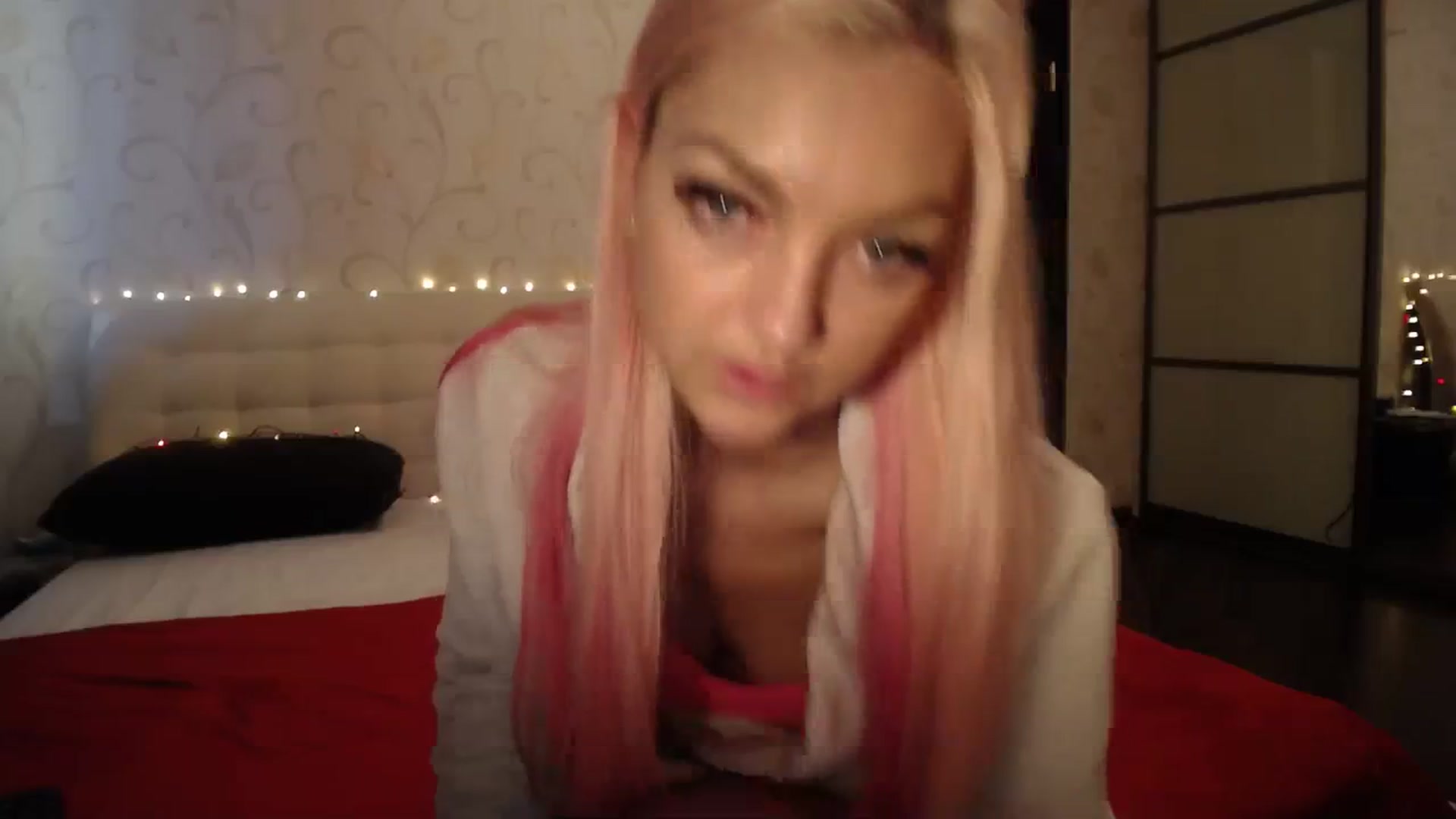Gallery image thumbnail from AlissaMay's myfreecams stream on, 03/11/2024, 10:20 image 12 of 20