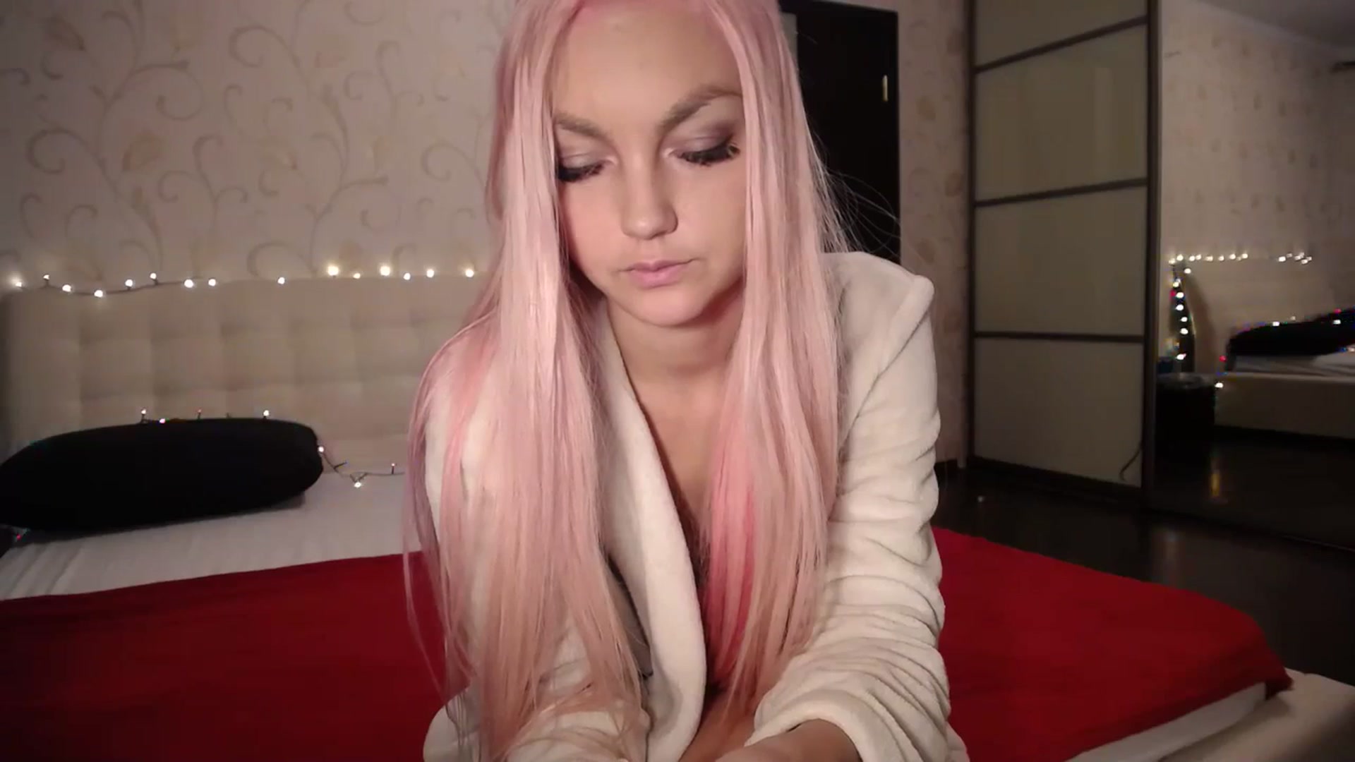 Gallery image thumbnail from AlissaMay's myfreecams stream on, 03/15/2024, 19:15 image 2 of 20