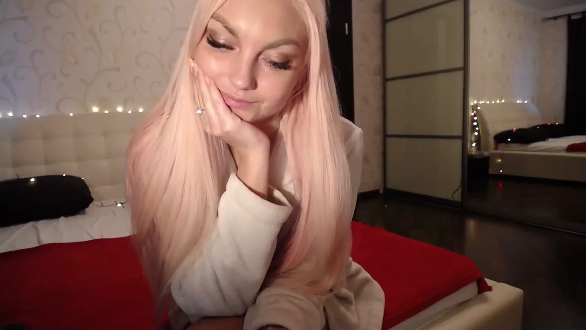 Gallery image thumbnail from AlissaMay's myfreecams stream on, 03/23/2024, 15:21 image 14 of 20