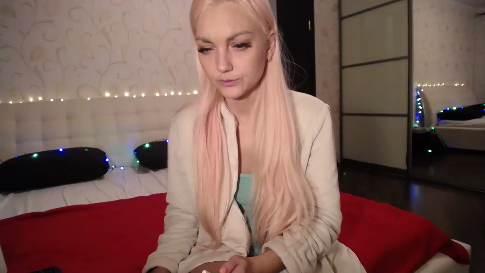Gallery image thumbnail from AlissaMay's myfreecams stream on, 03/26/2024, 19:07 image 13 of 20