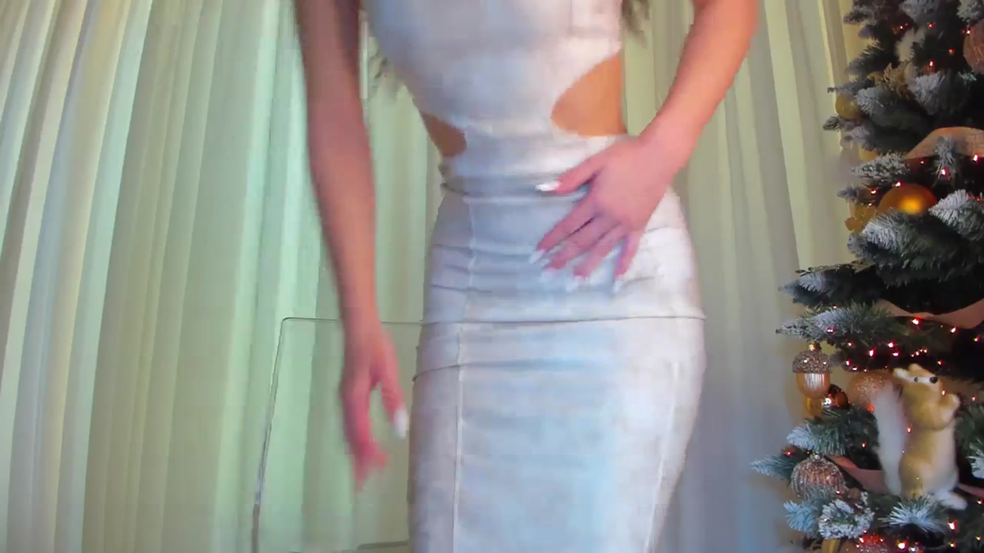 Gallery image thumbnail from Alissa_May's myfreecams stream on, 12/27/2023, 12:04 image 18 of 20