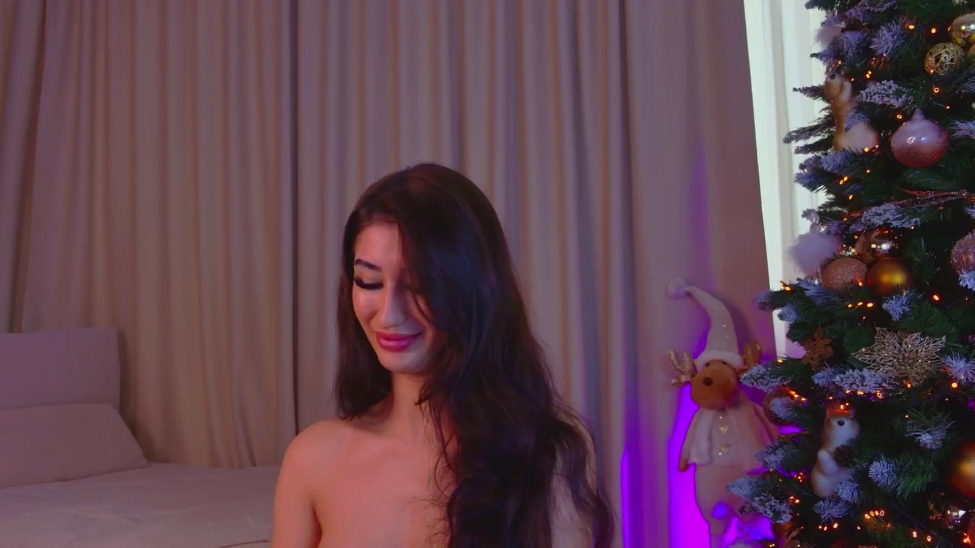 Gallery image thumbnail from Alissa_May's myfreecams stream on, 12/23/2024, 11:13 image 3 of 20