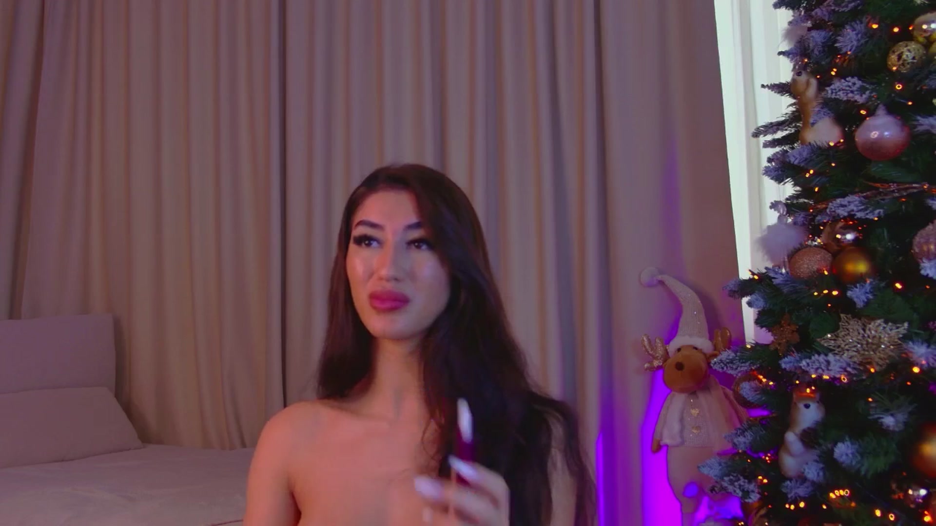 Gallery image thumbnail from Alissa_May's myfreecams stream on, 12/23/2024, 11:13 image 4 of 20