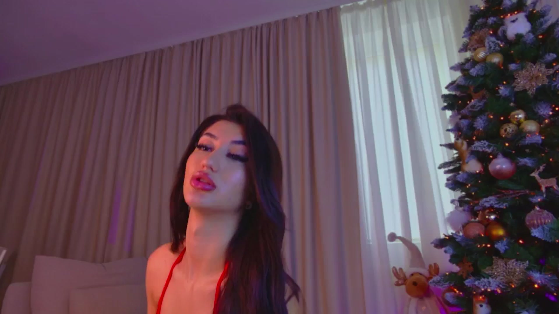 Gallery image thumbnail from Alissa_May's myfreecams stream on, 12/27/2024, 11:08 image 19 of 20