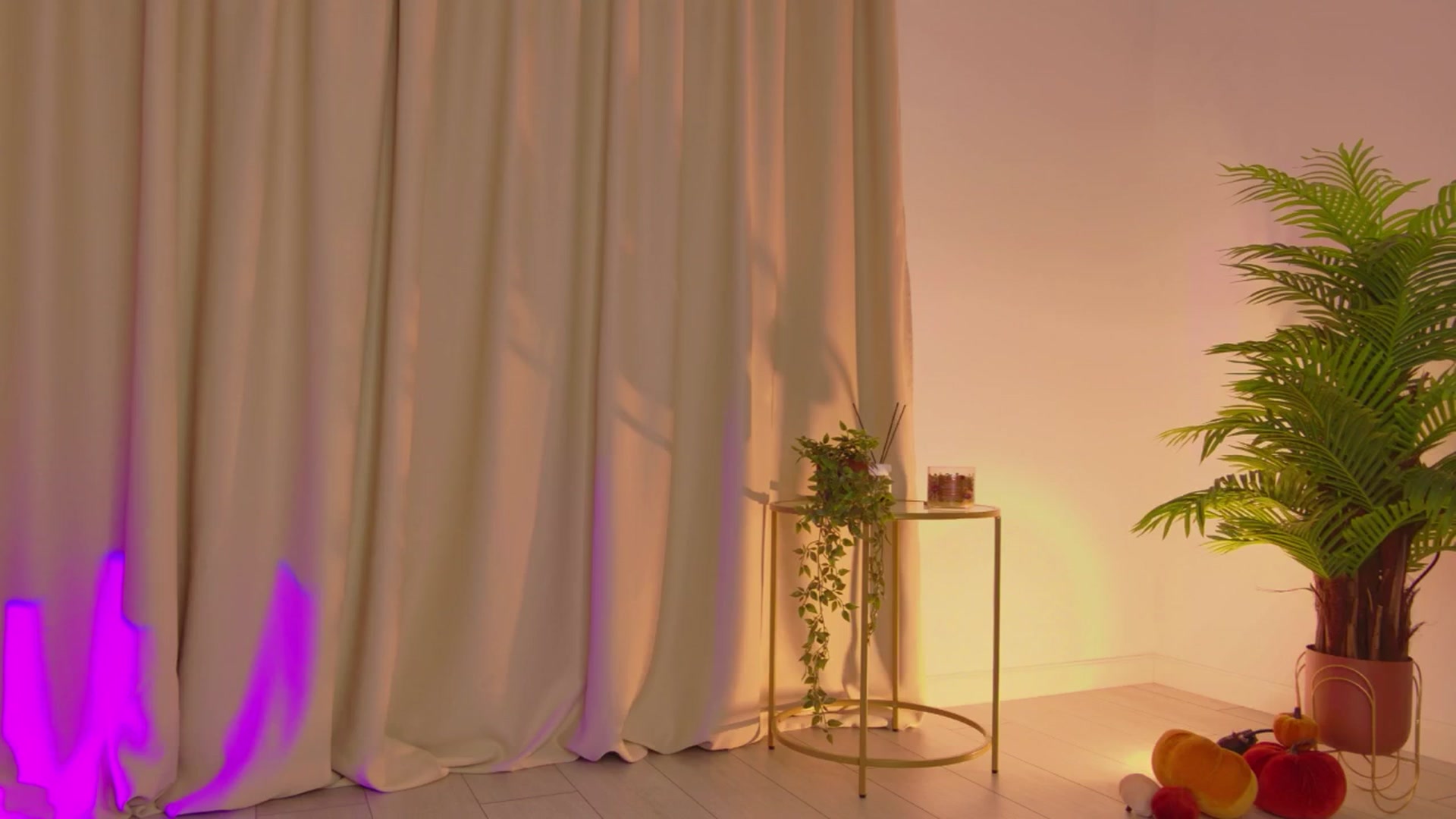 Gallery image thumbnail from Alissa_May's myfreecams stream on, 12/04/2025, 14:40 image 11 of 20