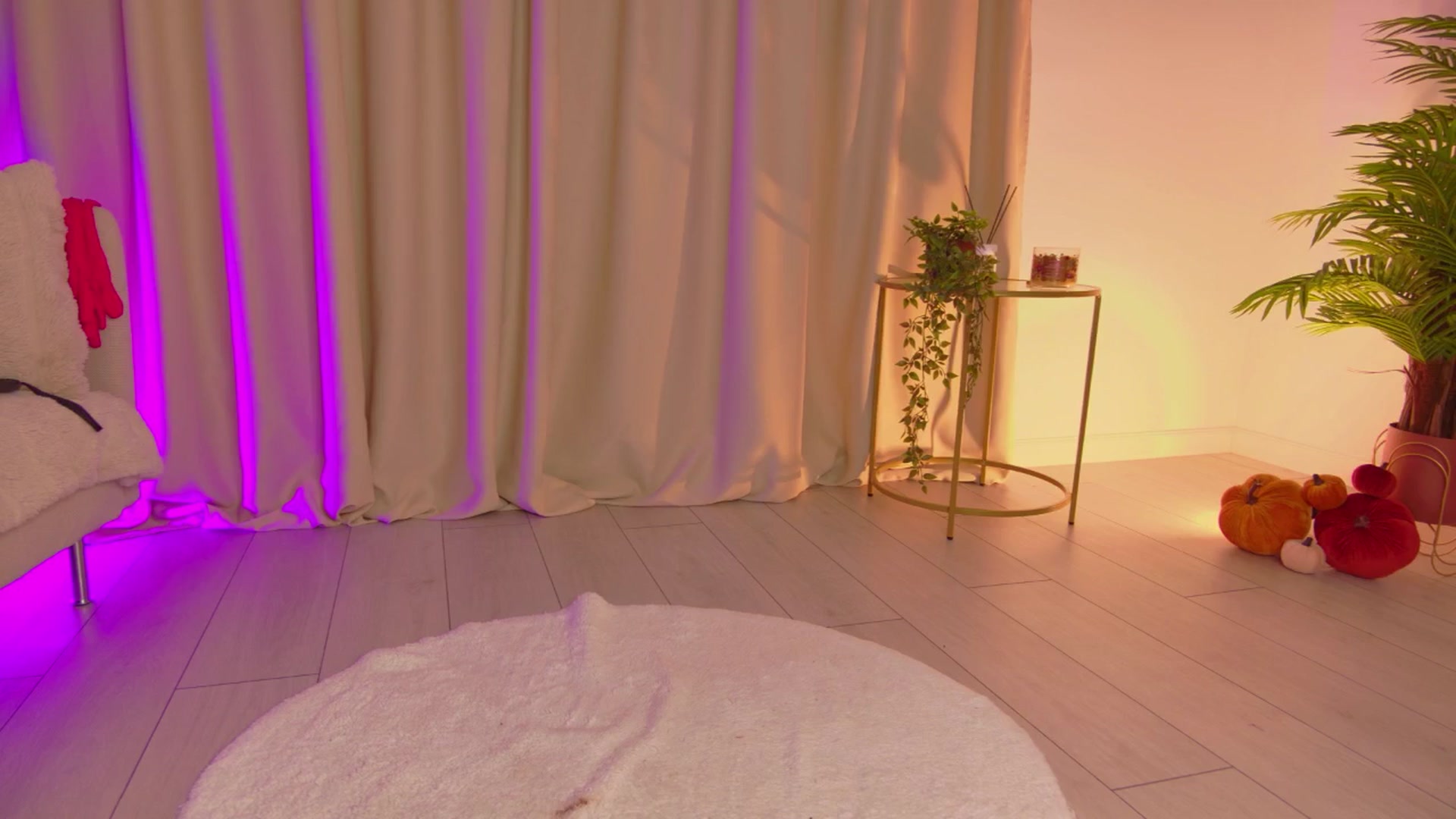 Gallery image thumbnail from Alissa_May's myfreecams stream on, 12/10/2025, 19:49 image 20 of 20