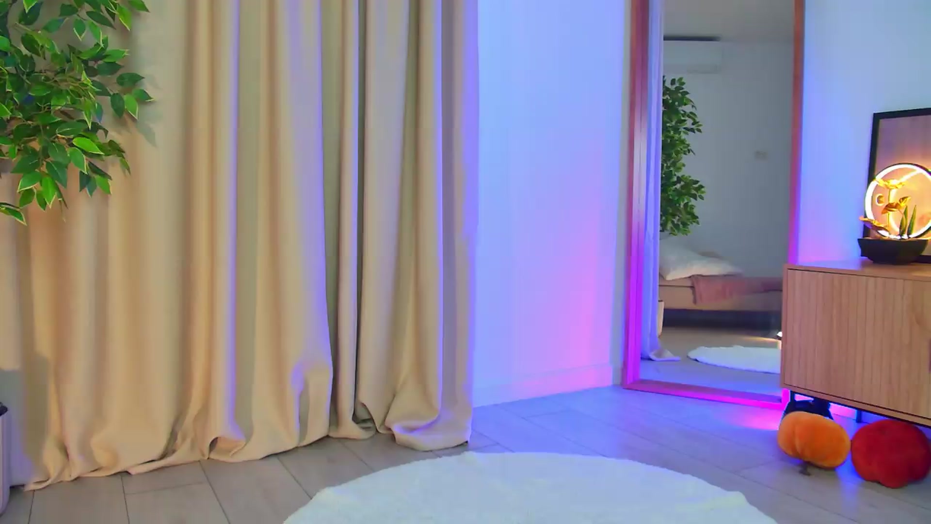 Gallery image thumbnail from Alissa_May's myfreecams stream on, 08/14/2026, 09:33 image 17 of 20