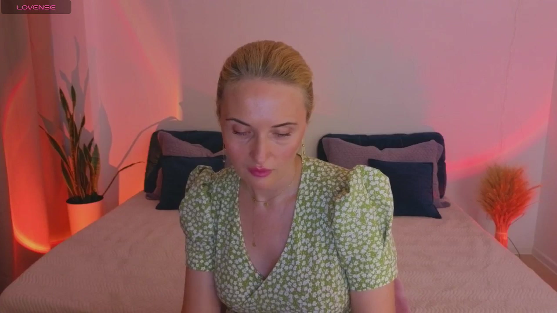 Gallery image thumbnail from AlisssaRose's myfreecams stream on, 07/07/2025, 23:40 image 20 of 20