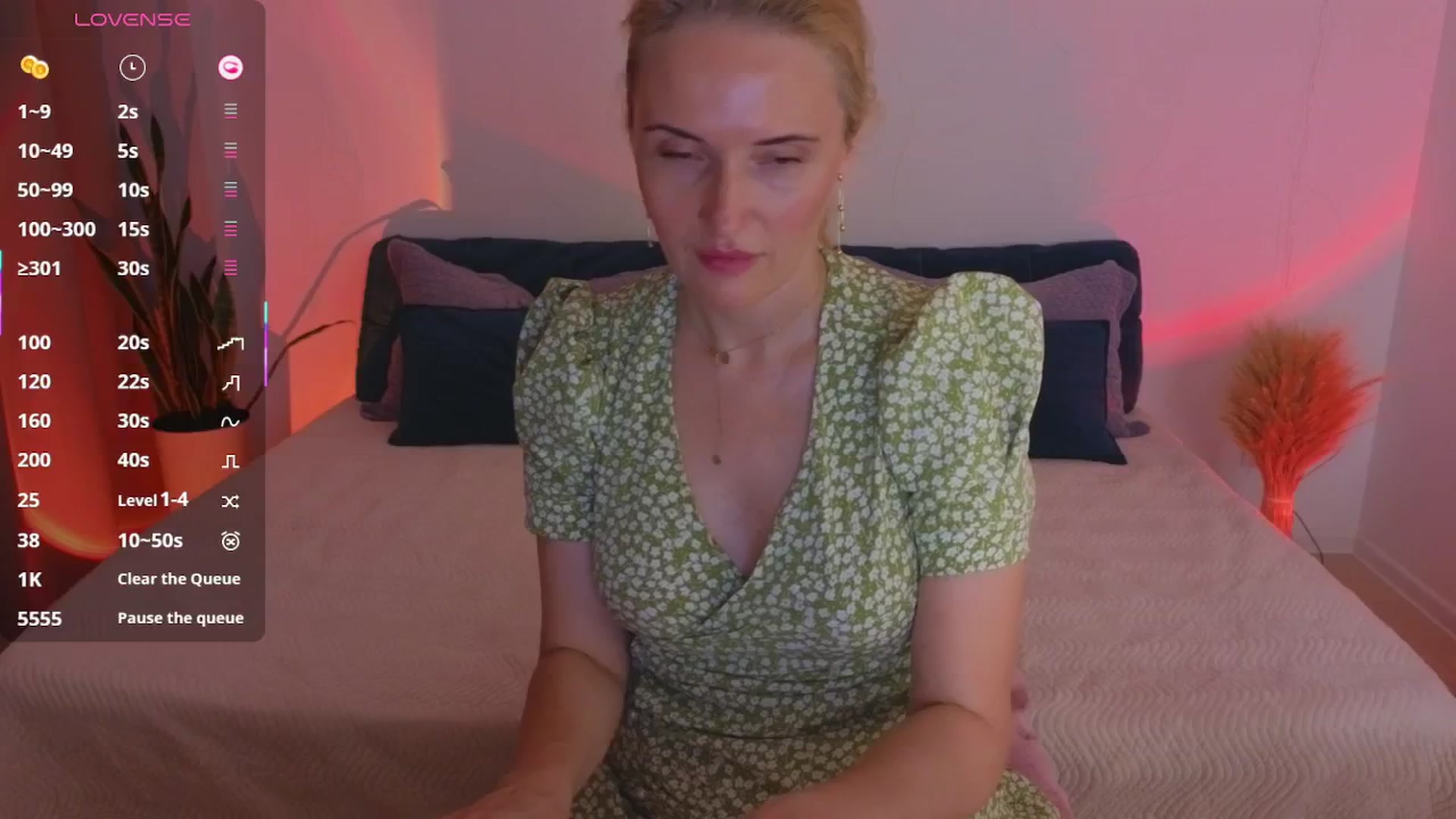 Gallery image thumbnail from AlisssaRose's myfreecams stream on, 07/08/2025, 01:20 image 18 of 20