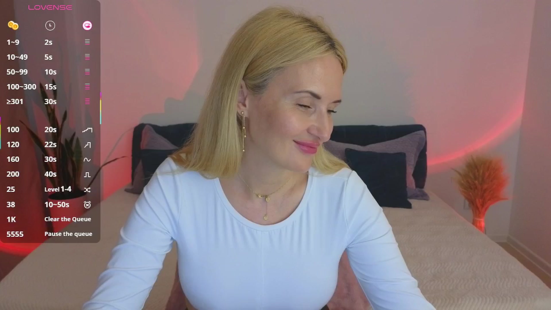 Gallery image thumbnail from AlisssaRose's myfreecams stream on, 07/09/2025, 21:10 image 6 of 20