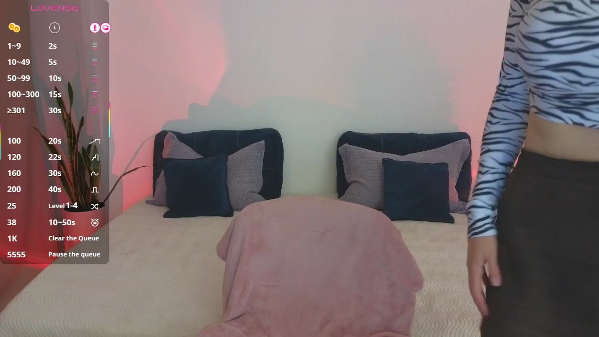 Gallery image thumbnail from AlisssaRose's myfreecams stream on, 07/09/2025, 23:09 image 12 of 20