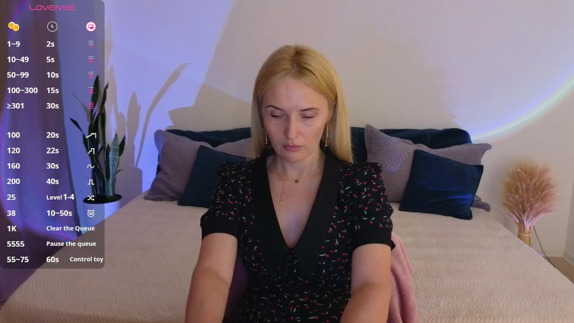Gallery image thumbnail from AlisssaRose's myfreecams stream on, 07/18/2025, 21:18 image 4 of 20