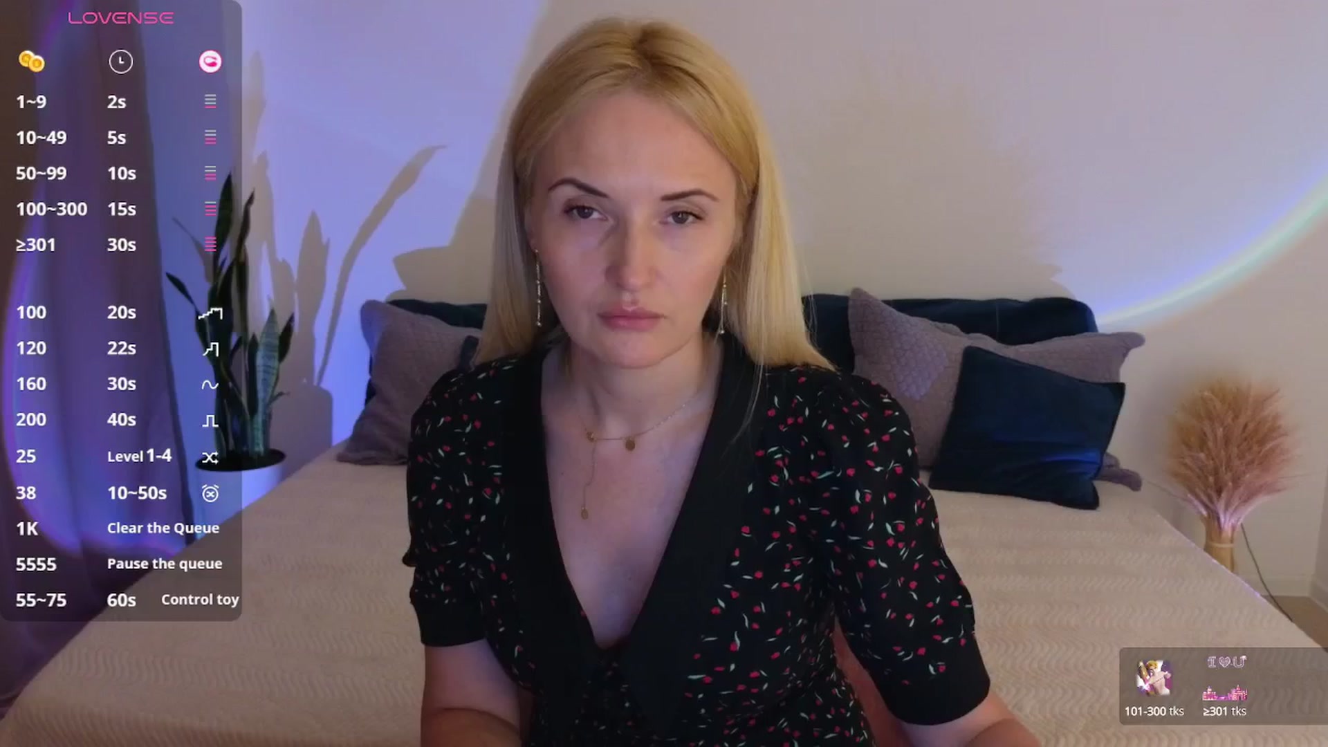 Gallery image thumbnail from AlisssaRose's myfreecams stream on, 07/18/2025, 21:18 image 6 of 20