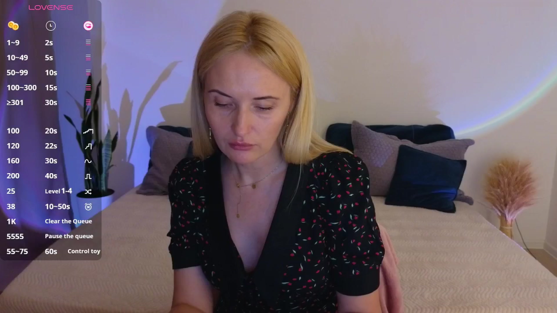 Gallery image thumbnail from AlisssaRose's myfreecams stream on, 07/18/2025, 21:18 image 11 of 20